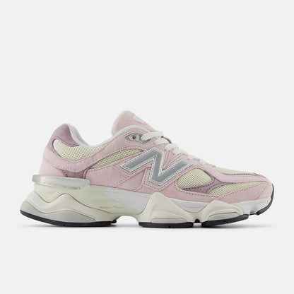 9060s Pink [Limited Edition]